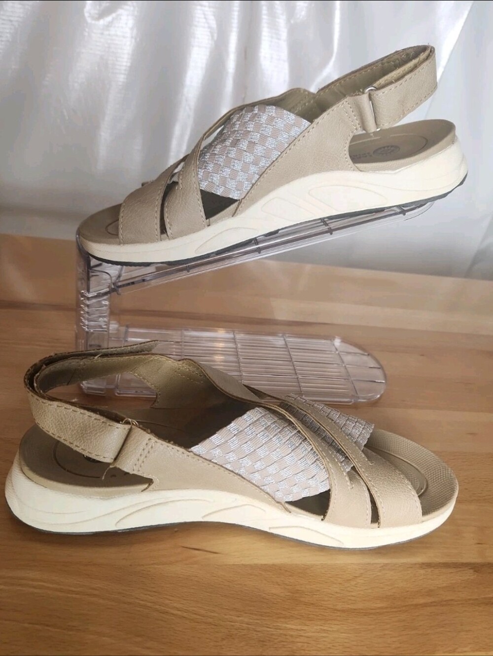 Earth Spirit Comfort Walking Sandals Women 9 Taupe Woven Adjustable Strap Travel